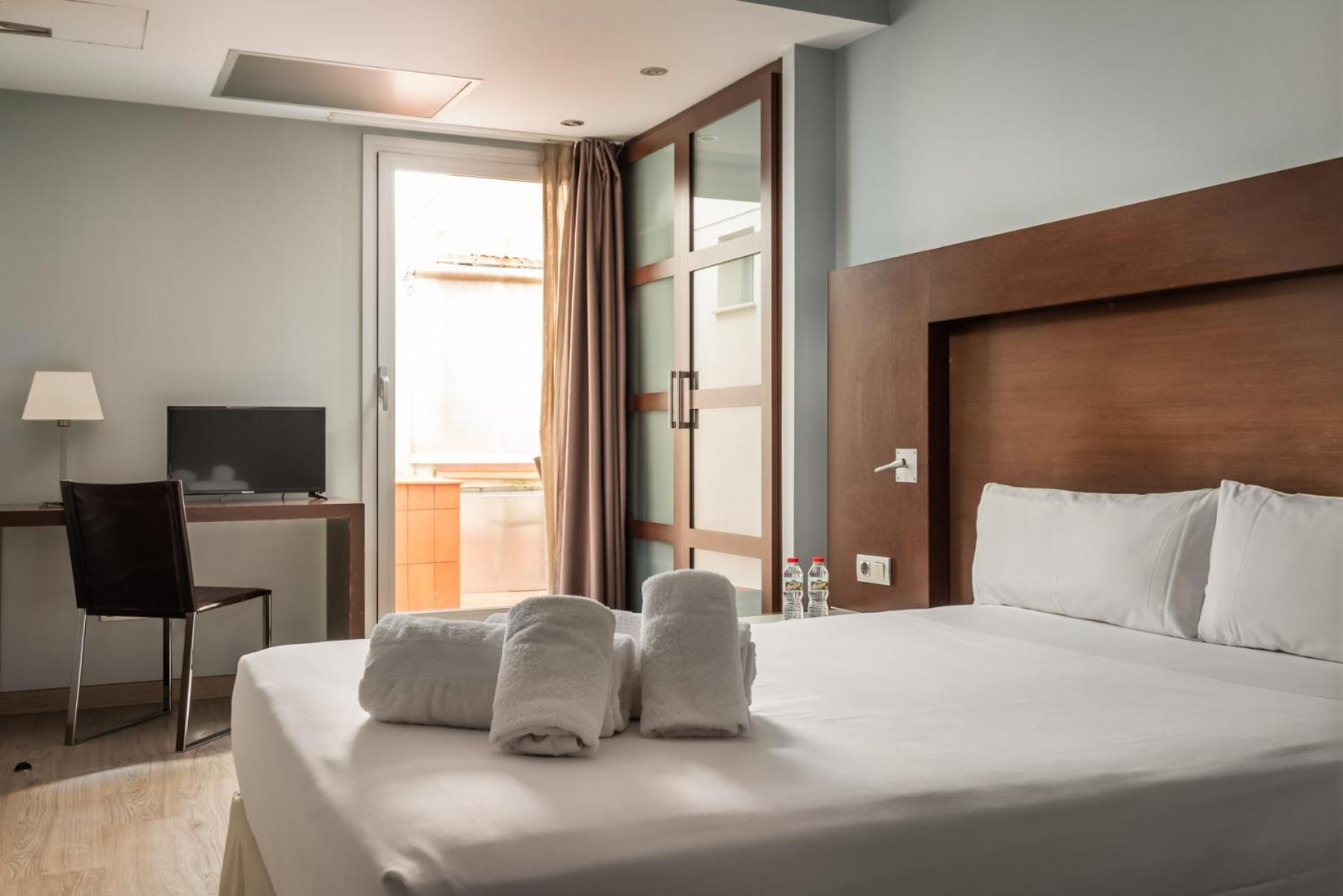 Hotel Madanis Liceo Οσπιταλέτ ντε Λιοβρεγάτ Εξωτερικό φωτογραφία