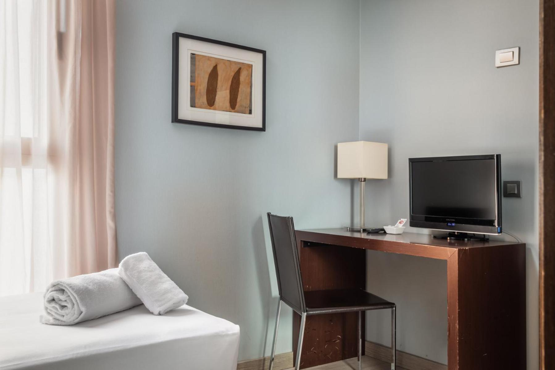 Hotel Madanis Liceo Οσπιταλέτ ντε Λιοβρεγάτ Εξωτερικό φωτογραφία